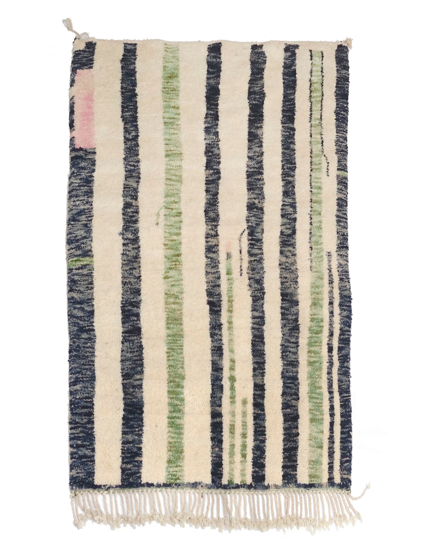 Artisanal Mastery: Moroccan Beni Ourain Rugs for Modern Elegance"
