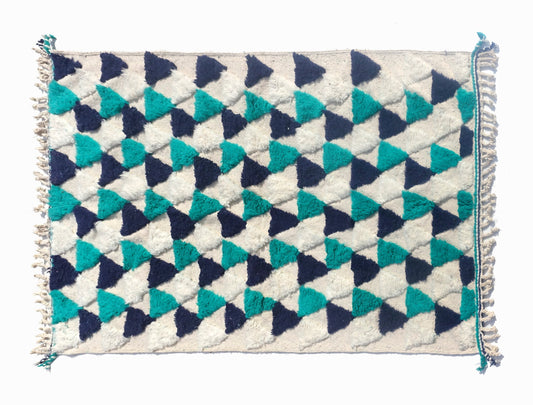 Artisanal Mastery: Moroccan Beni Ourain Rugs for Modern Elegance"